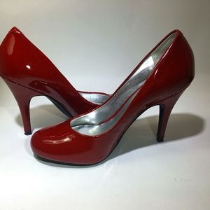 Jessica 3 3/4" Inch Pumps Patent Leather Fall Red Size 5
